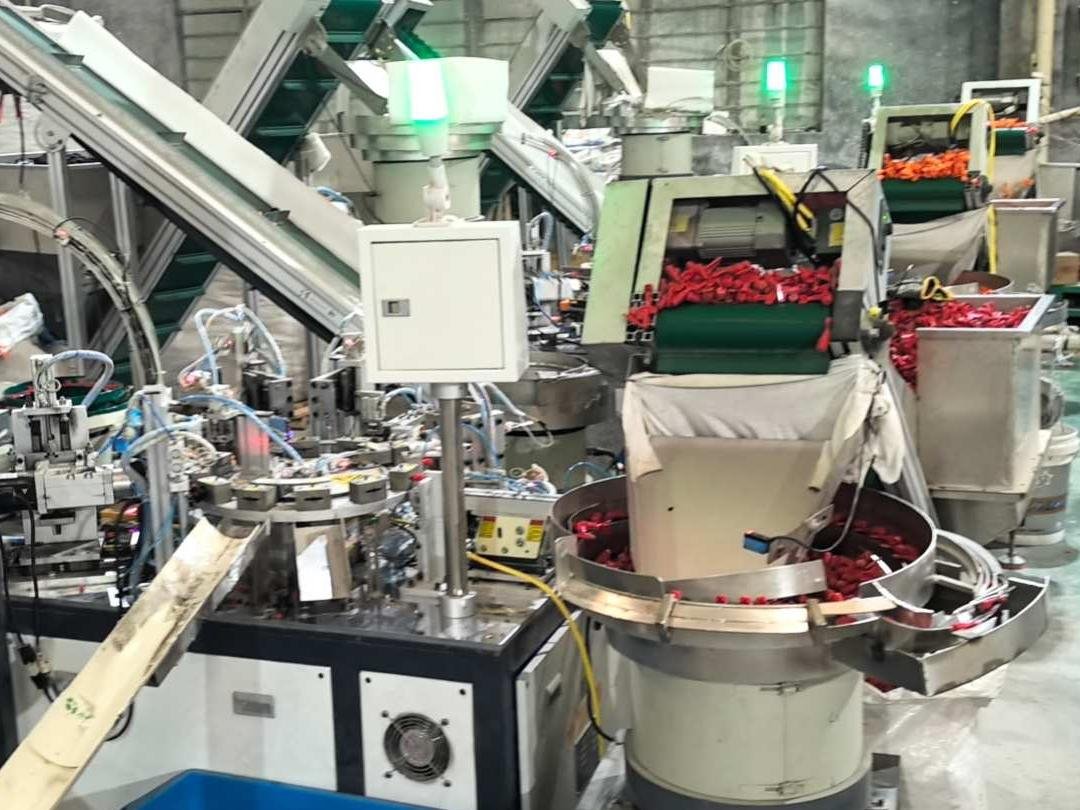 Plastic Tile Leveling System